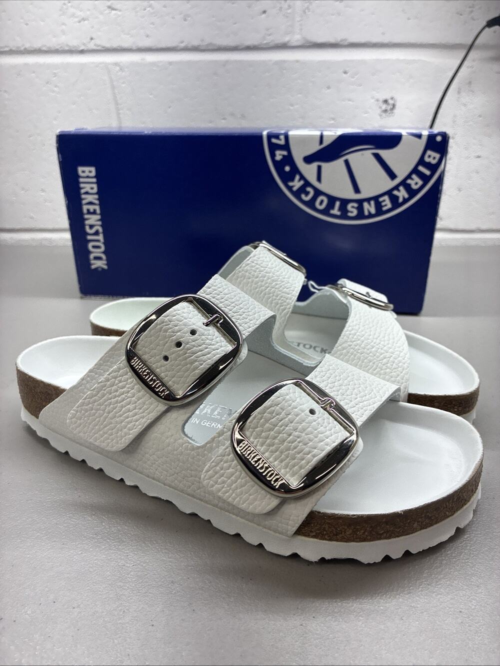 New Birkenstock Arizona White Size 36 Women’s 5 New With Box 1021583